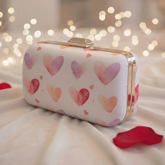 Little Heart Printed white Clutch