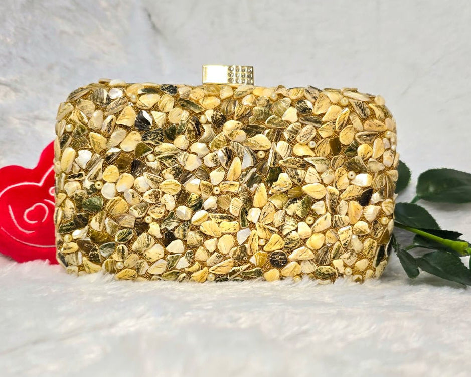 Shell Embellished Design Clutch